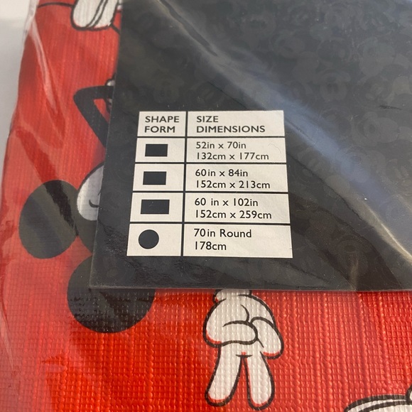 Mickey Mouse peva flannelback tablecloth - Picture 2 of 4